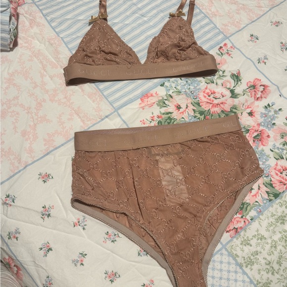 Gucci Other - Gucci Large Nude Tan Lace Logo Bralette & High-Waist Brief Set